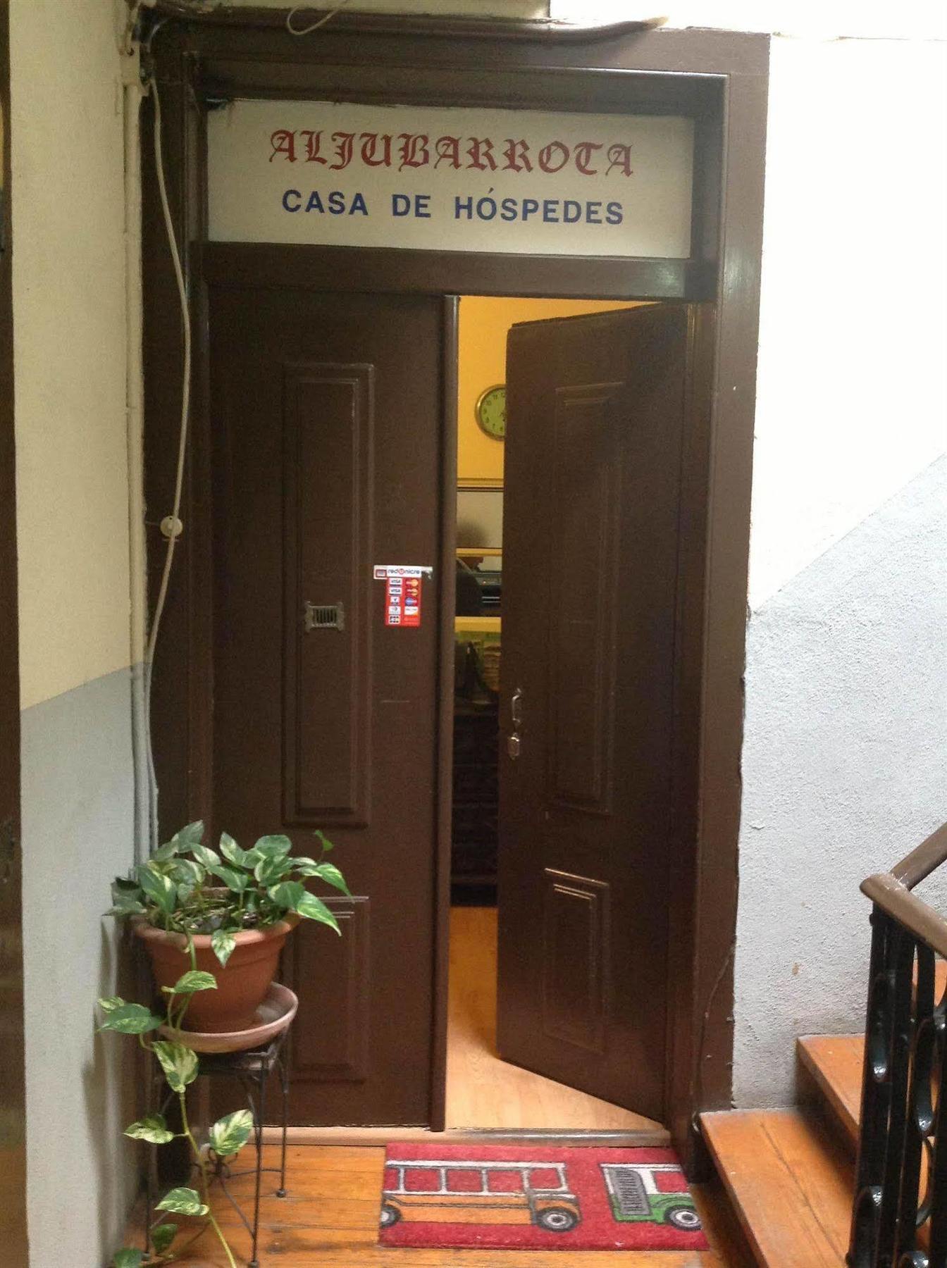New Aljubarrota Guest House Lisabona Exterior foto